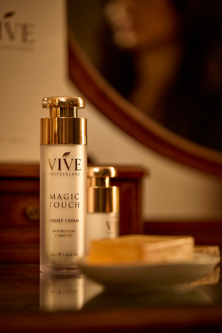 Night Cream,Eye countur Cream, Soap 24K in Szene