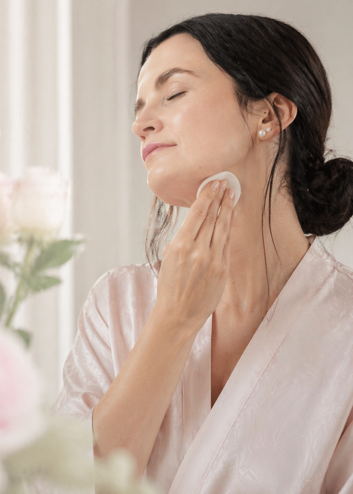 VIVE Switzerland Cleanser in use